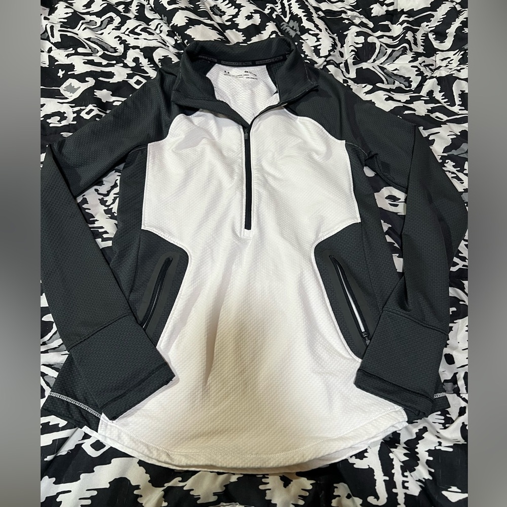 Under armour pull over